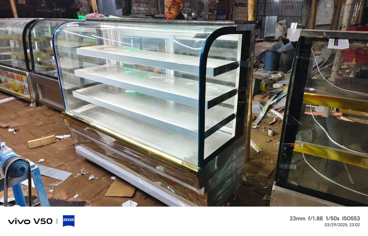90° Glass Display Counter – 4 Tier (Gold Trim & White Base)
